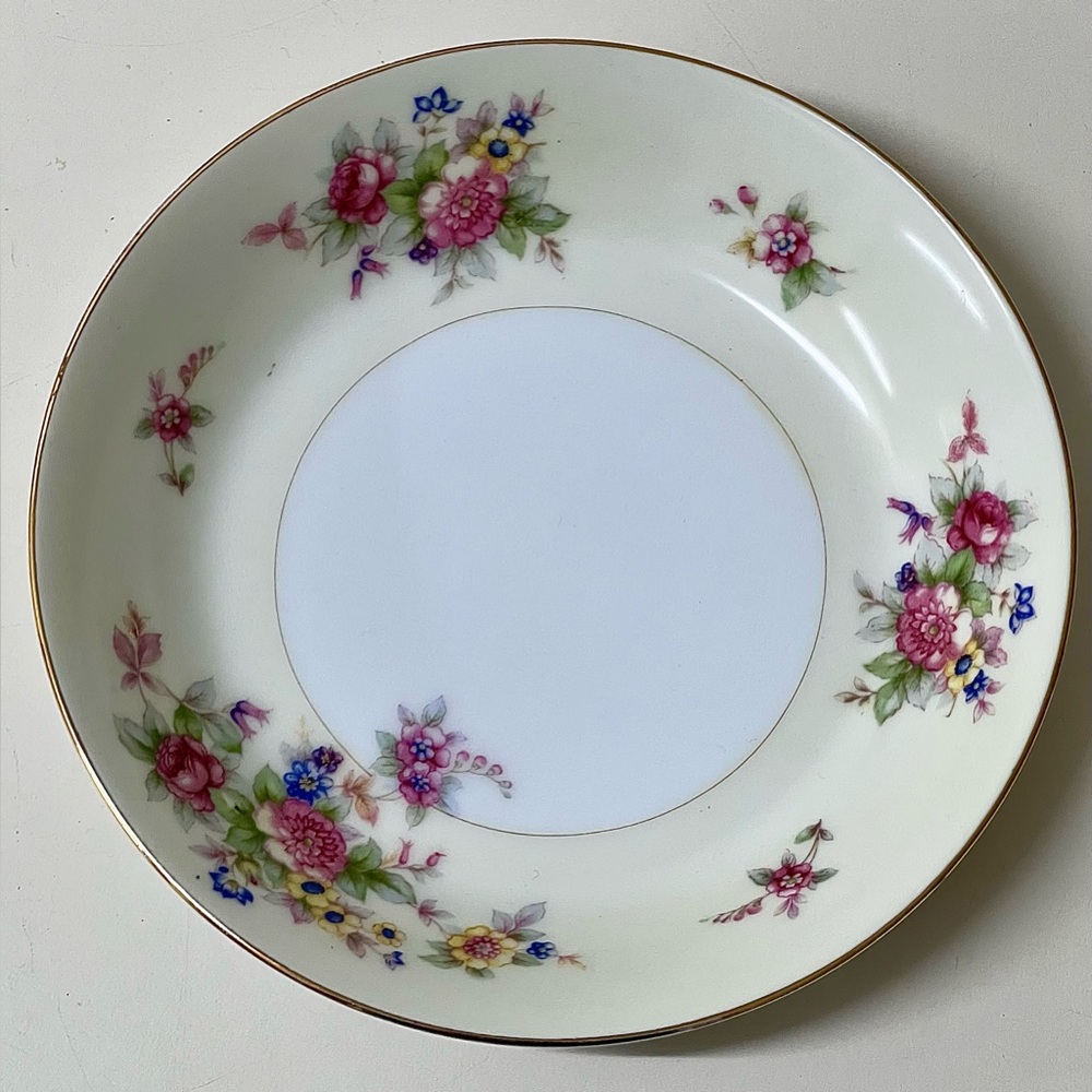 Vintage Discontinued F&B Japan Meito MEI116 Floral Coupe Soup Bowl